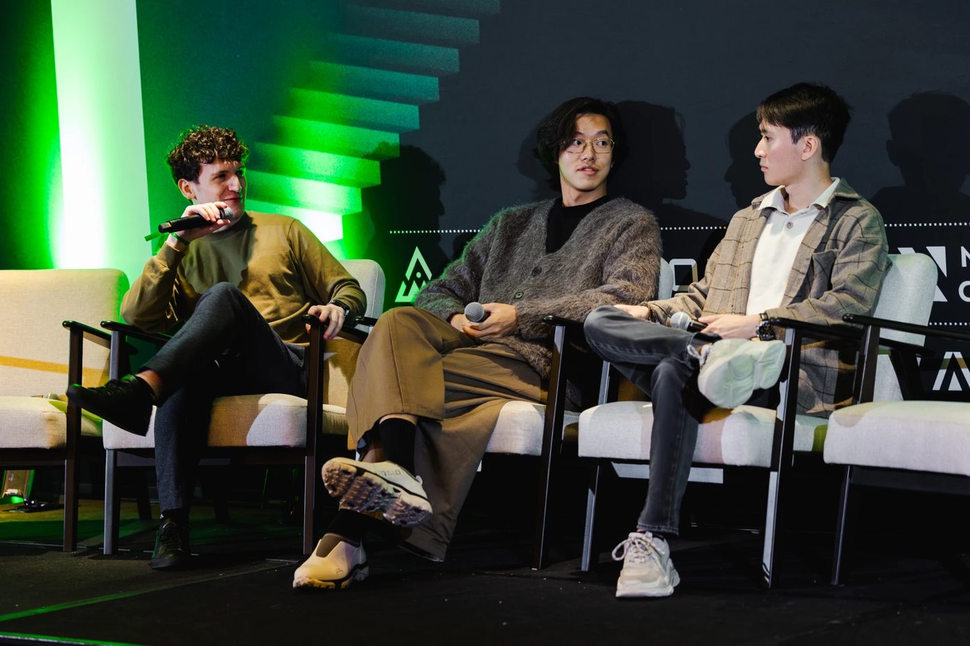 Zack Abrams moderating a founder panel at the Solayer SVM Summit in New York